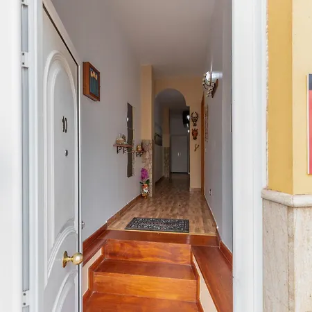 Sirenas 2 Apartment